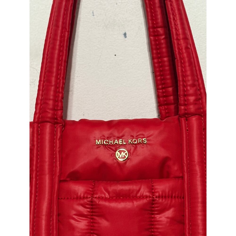 Michael Kors Red Quilted Puffer Tote Bag Large Nylon Shoulder Purse NWOT Travel - Picture 2 of 7